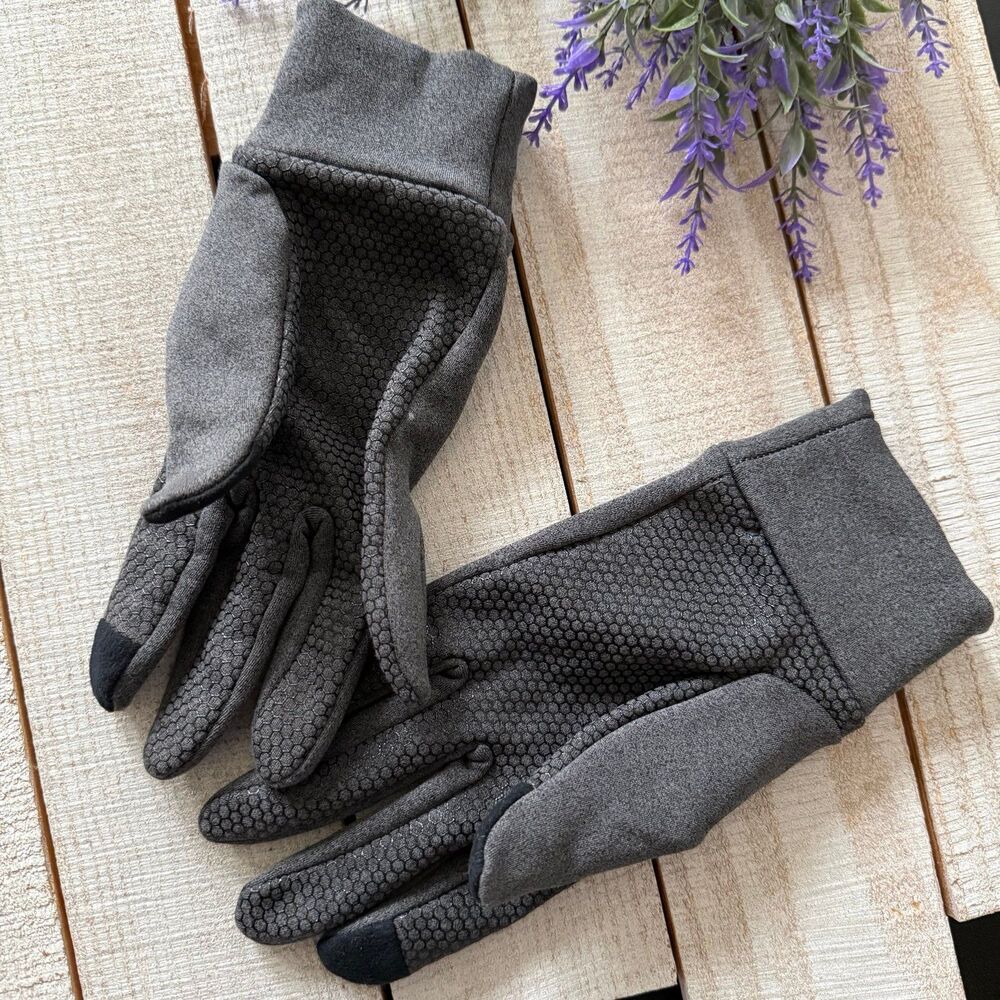 Gloves - Picture 2 of 2
